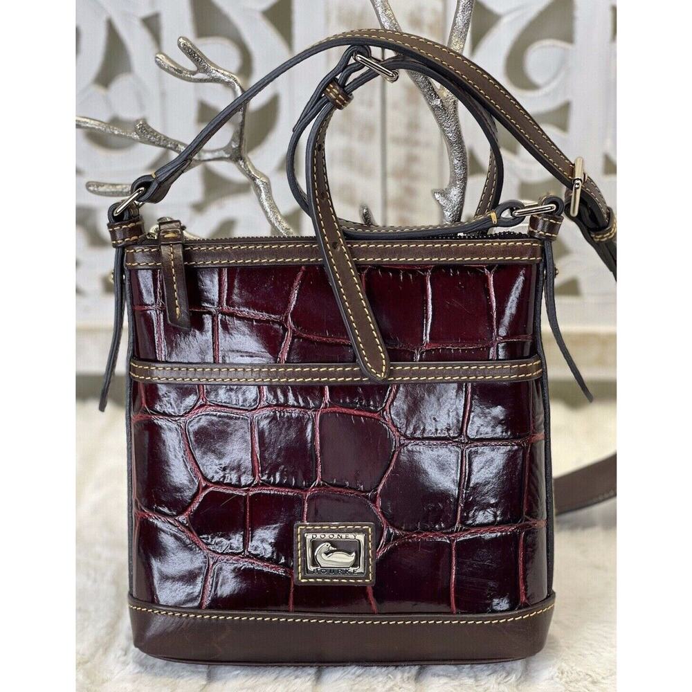 DOONEY & BOURKE Letter Carrier Croc Embossed Leather Crossbody Messenger Purse